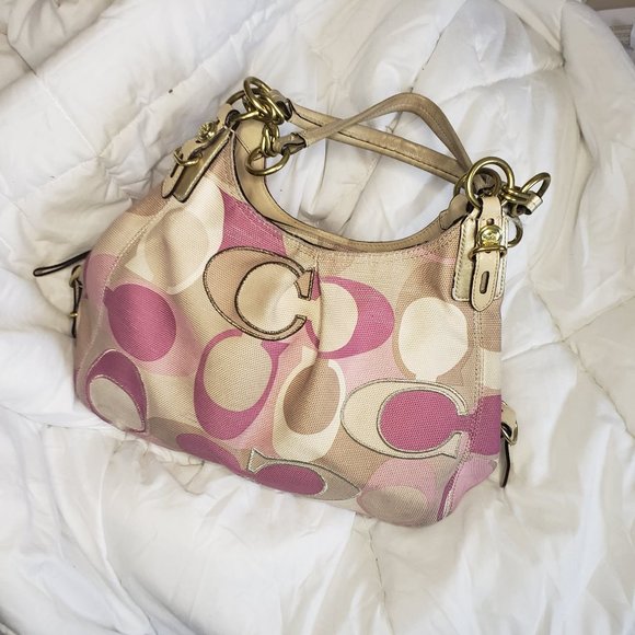 Coach Handbags - RARE Mia Maggie Coach Bag